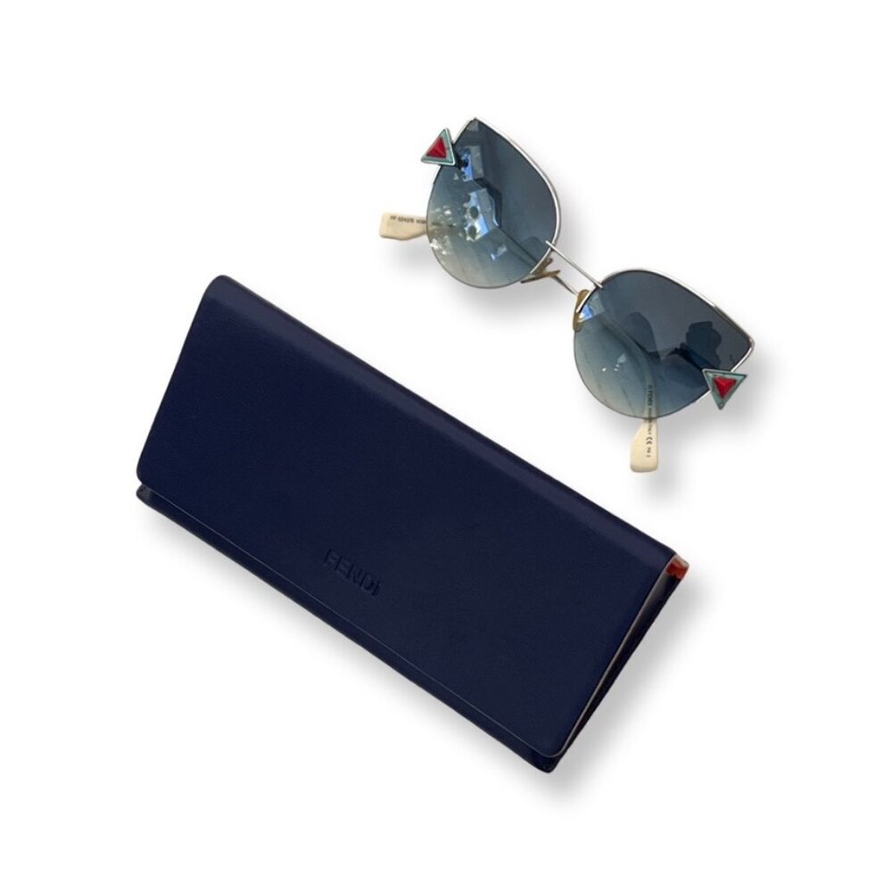 Fendi FF0242/S SCBNE Cat Eye sunglasses